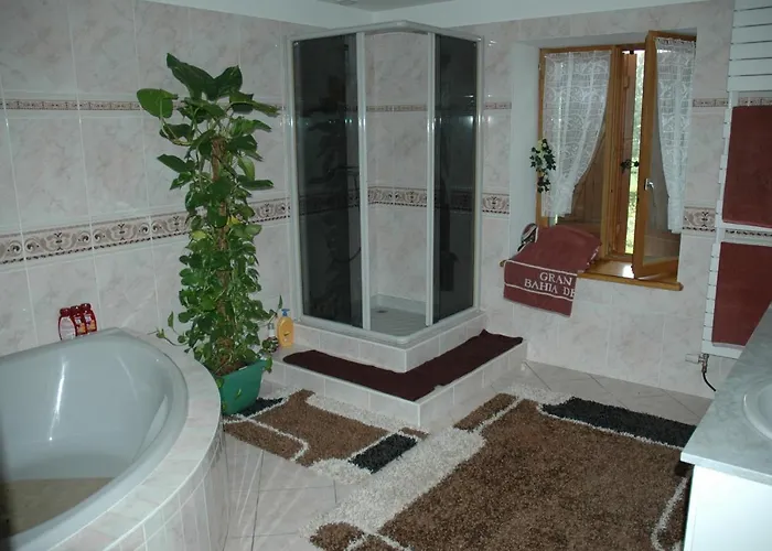 D'hotes Vosges Chez Sylvia Et Luiggi Nocleg ze śniadaniem Pierrepont-sur-l'Arentele